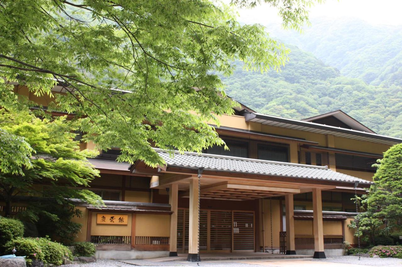 Hotel Nishiyama Onsen Keiunkan Hayakawa Exterior foto